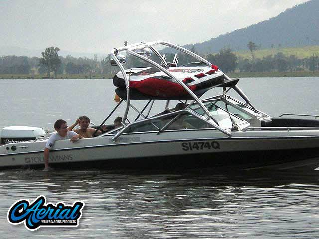 1990 Four Winns 190 Freedom with Airborne 2.0 Wakeboard Tower