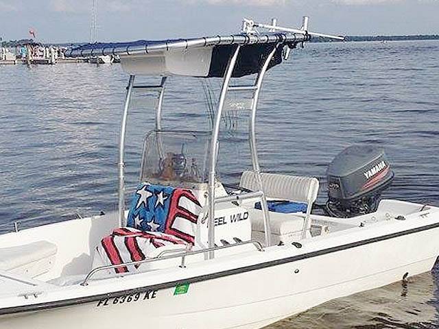 1999 Century Bay Boat 1901 with SG300 Boat T-Top