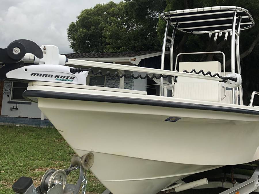 2000 Sea Pro SV2100 with SG300 Boat T-Top