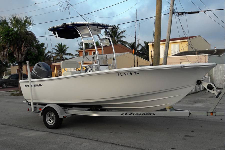 2017 Sportsman 19 Island Reef
