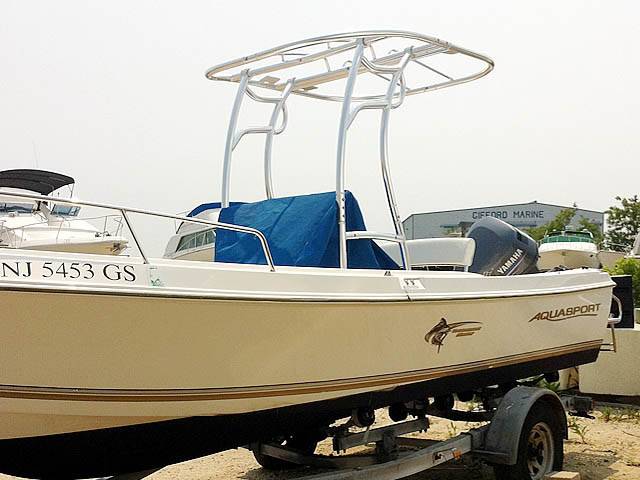 2003 Aquasport 200 Osprey with SG600 Boat T-Top