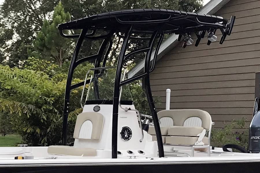 2018 Sea Born FX22 with SG900 Boat T-Top