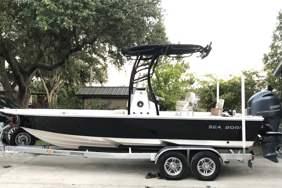 2018 Sea Born FX22 with SG900 Boat T-Top