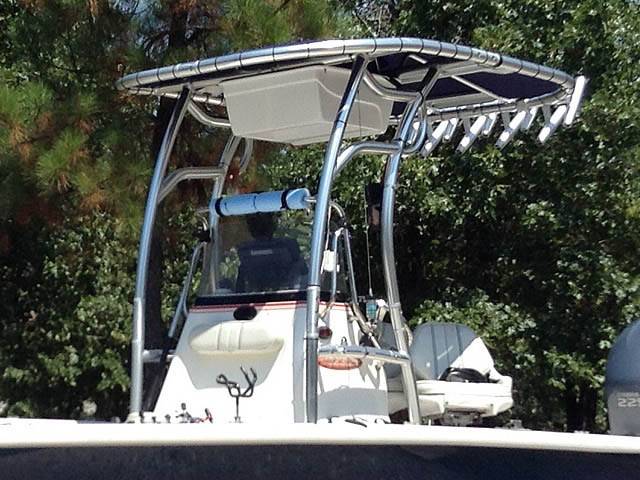 2002 Ranger Bay 2300 with SG300 Boat T-Top