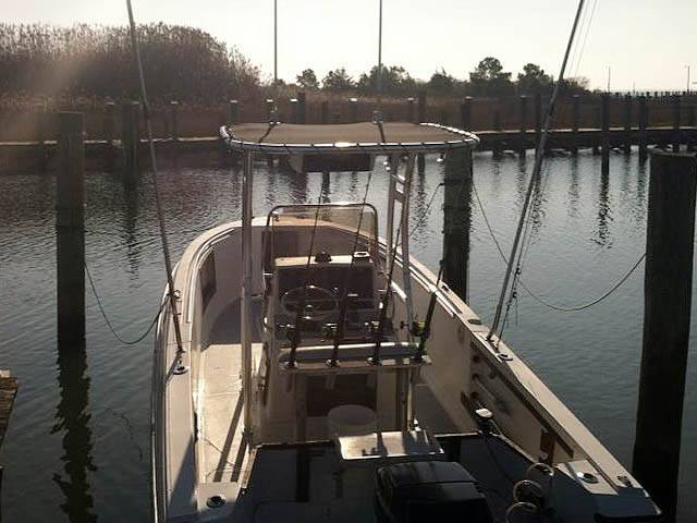 1986 Aquasport CCP 222 with SG300 Boat T-Top