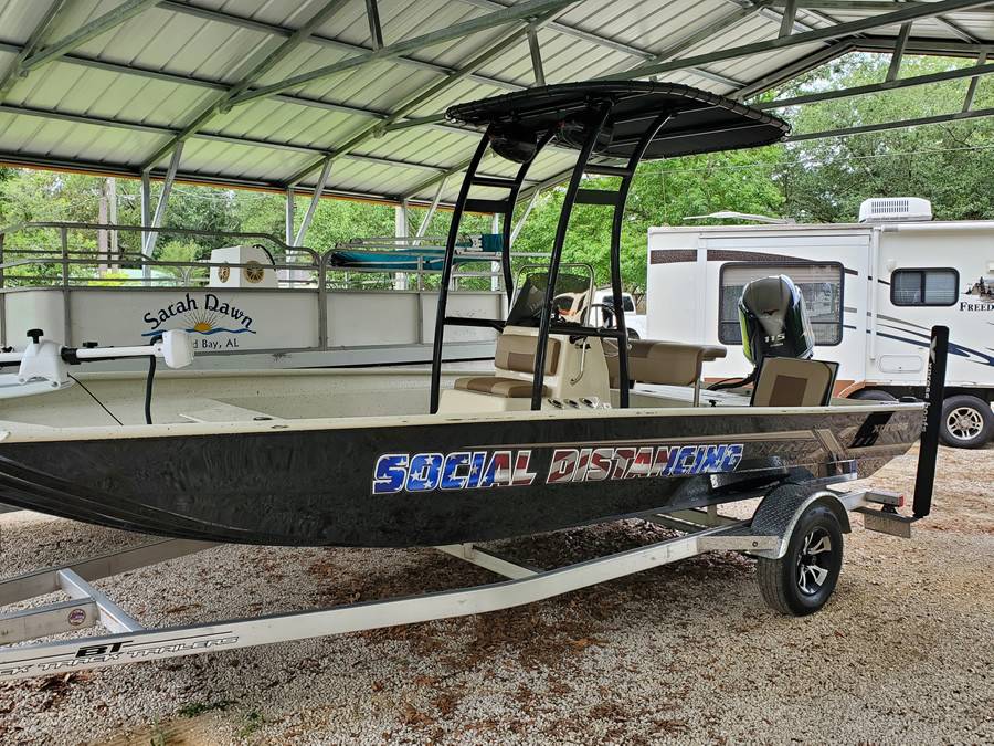 2020 Xpress XP20 CC with SG300 Boat T-Top