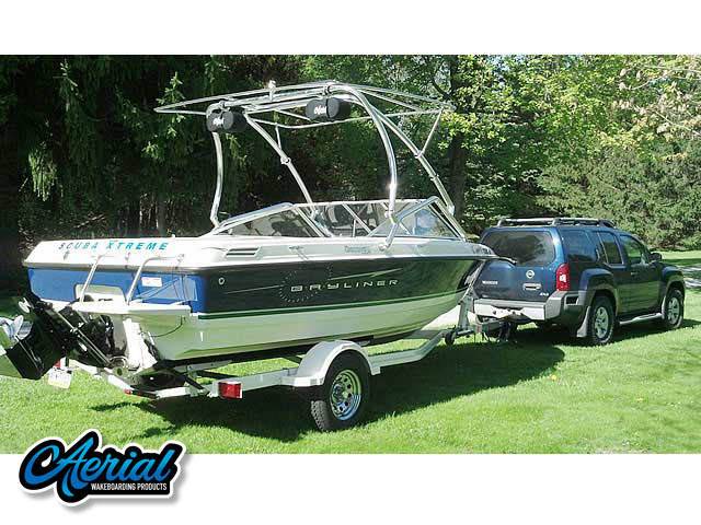 2009 Bayliner Discovery 195 with Airborne 2.0 Wakeboard Tower