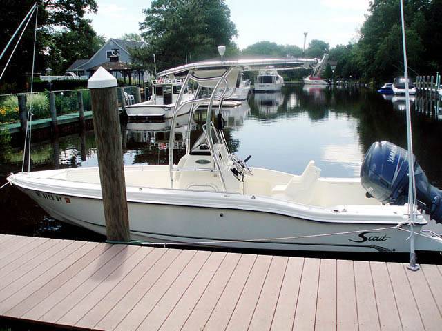 2003 Scout 185 with SG600 Boat T-Top