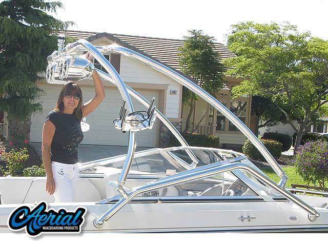 2005 Reinell 204 with Airborne 2.0 Wakeboard Tower