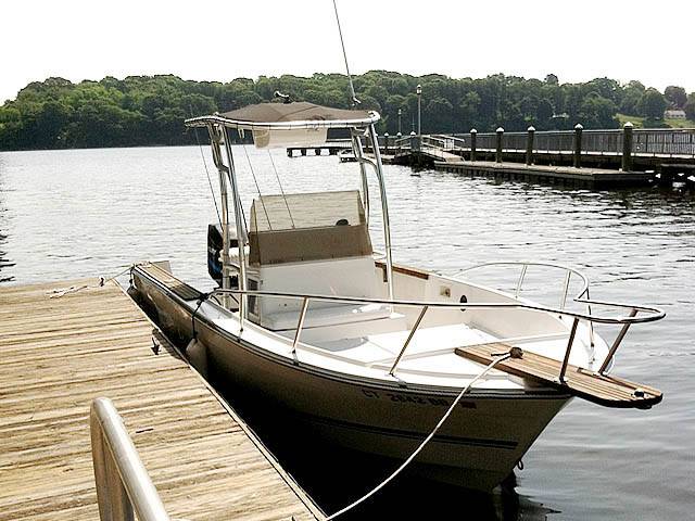 Robalo R-2320