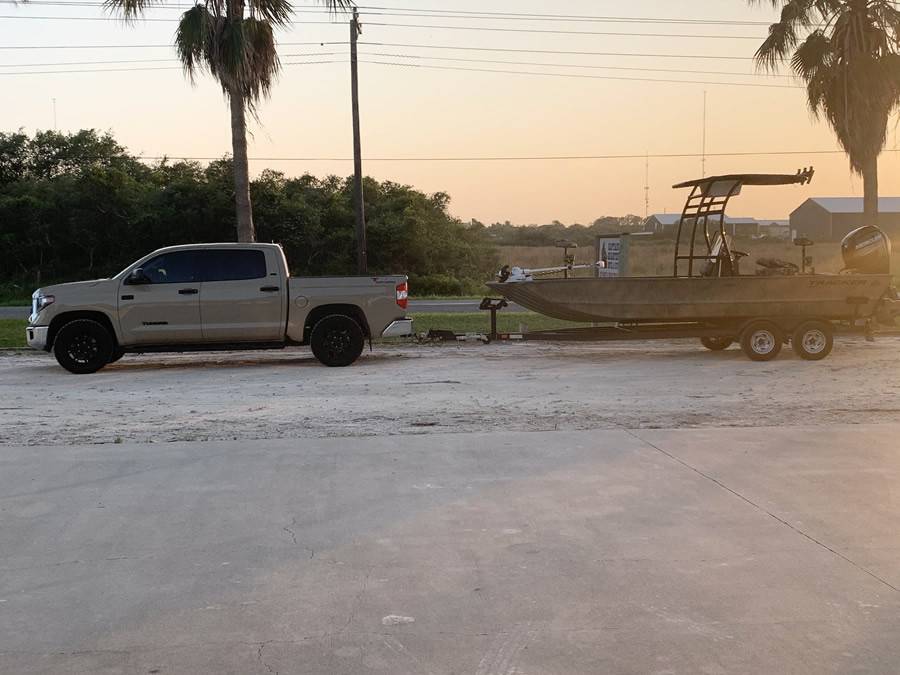 2019 Tracker Grizzly 2072CC with SG300 Boat T-Top