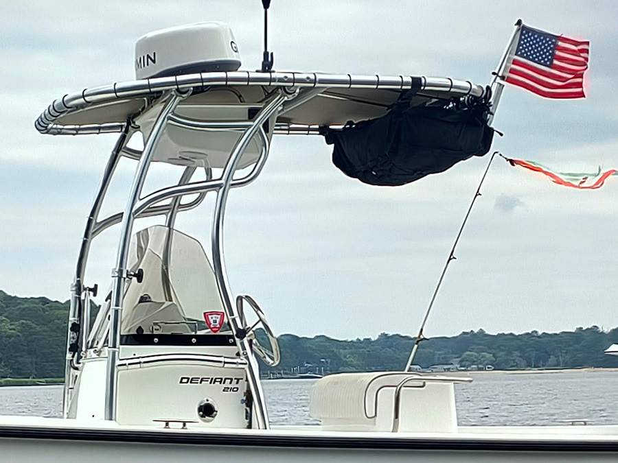 2021 Maritime 210 Defiant with SG600 Boat T-Top