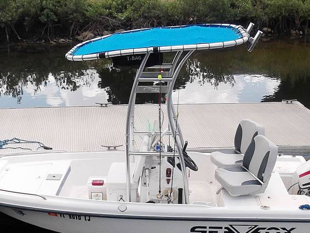 2001 Sea Fox 160 with SG300 Boat T-Top