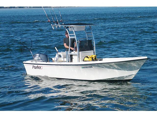 2003 Parker SE with SG300 Boat T-Top