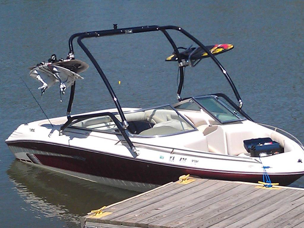 1994 Sea Ray with Airborne Wakeboard Tower
