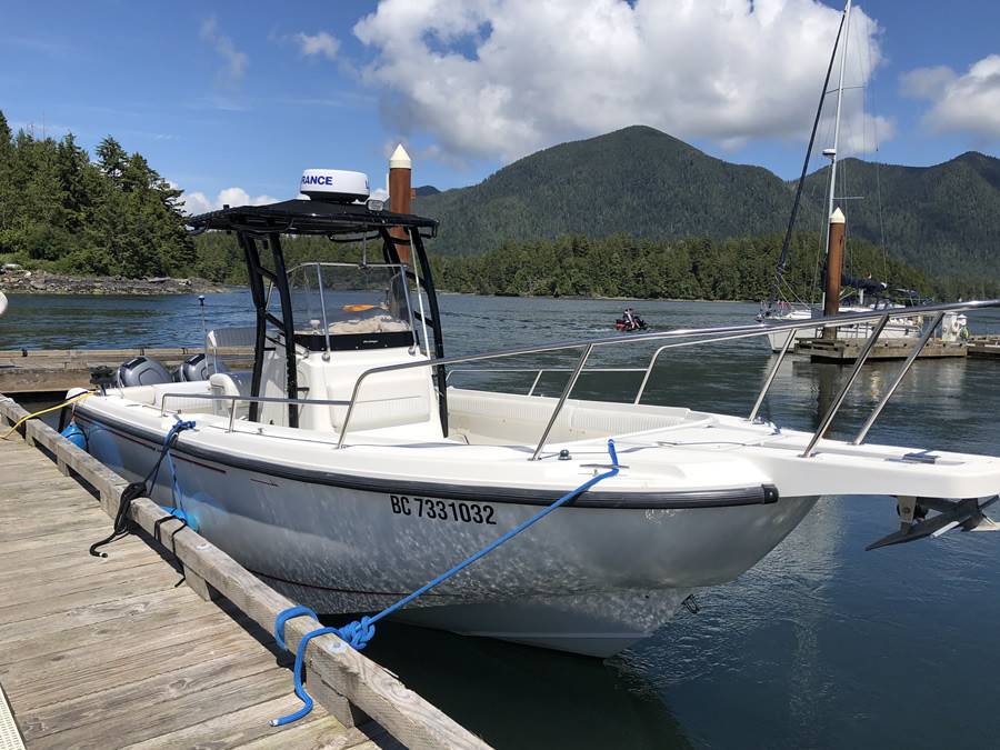 2001 Boston Whaler 26 Outrage
