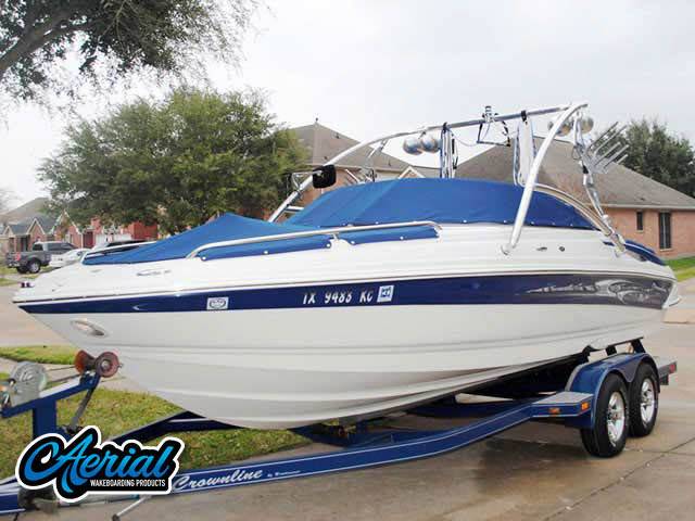 2005 Crownline 225 GLS with Assault Wakeboard Tower