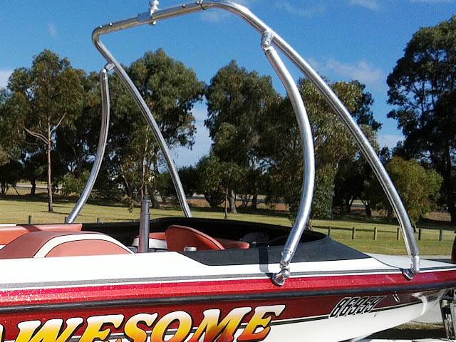 1998 Ski Craft 2000 with Ascent Wakeboard Tower