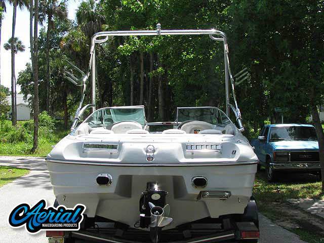 2001 Mariah 212 ltd. with 350 mag with Assault Wakeboard Tower