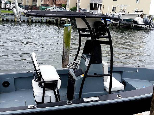 1987 SeaCraft CC with SG300 Boat T-Top