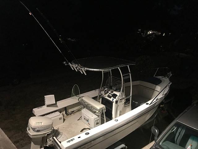 2001 C-Hawk 200 with SG300 Boat T-Top