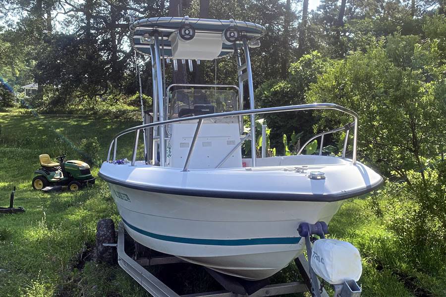 2002 Sea Pro 190CC with SG300 Boat T-Top