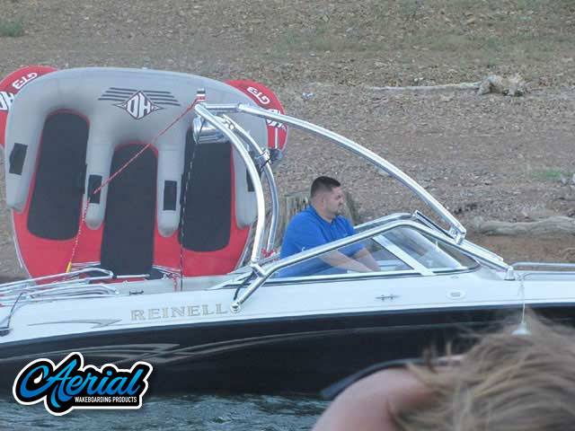 2004 Reinell 20' 207 Model with Airborne Wakeboard Tower