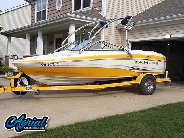 2009 Tahoe Q5i with Airborne Wakeboard Tower