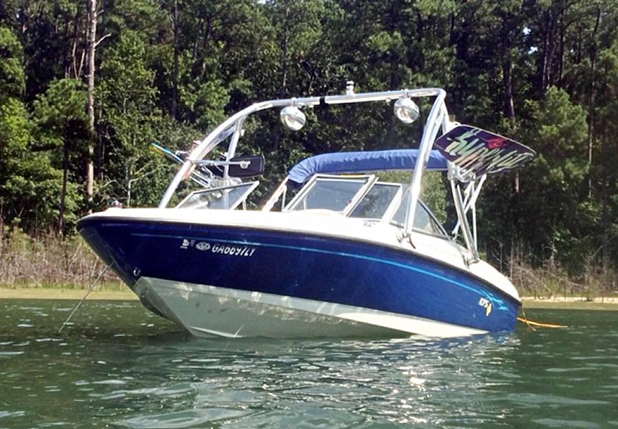 2006 Bayliner 175 with Ascent 2.0 Wakeboard Tower