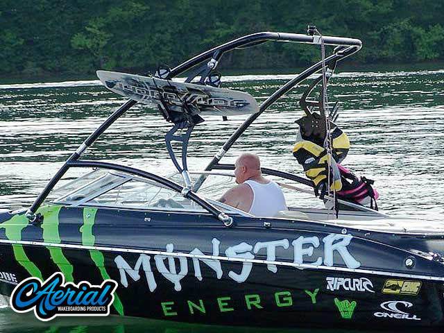 2000 Glastron GSX205 with Assault Wakeboard Tower