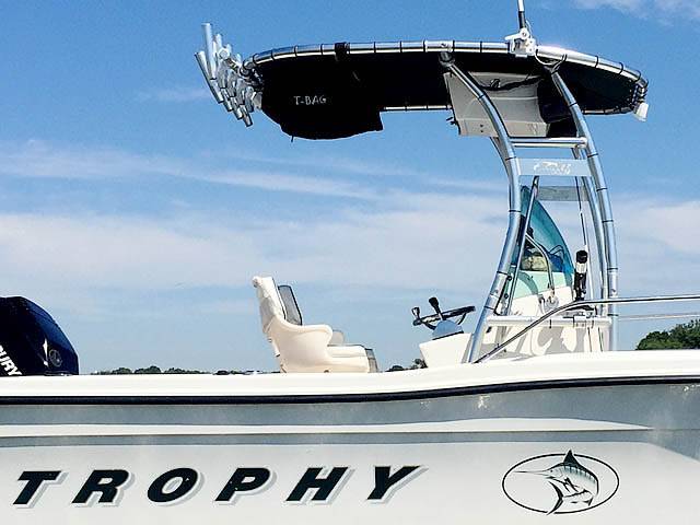 2000 Trophy 1903 with SG300 Boat T-Top