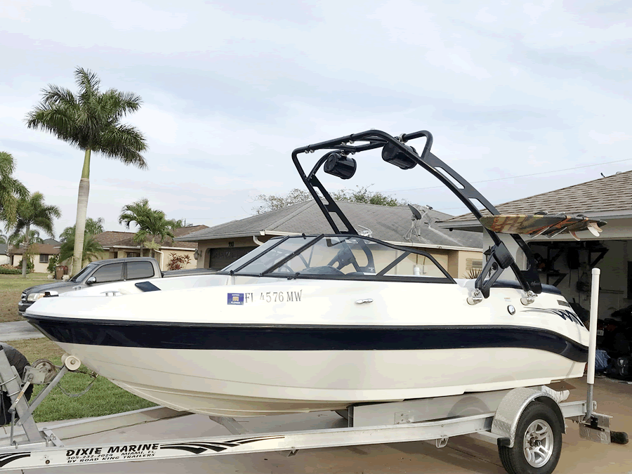 2005 Sea Doo Utopia 185 with FreeRide Wakeboard Tower