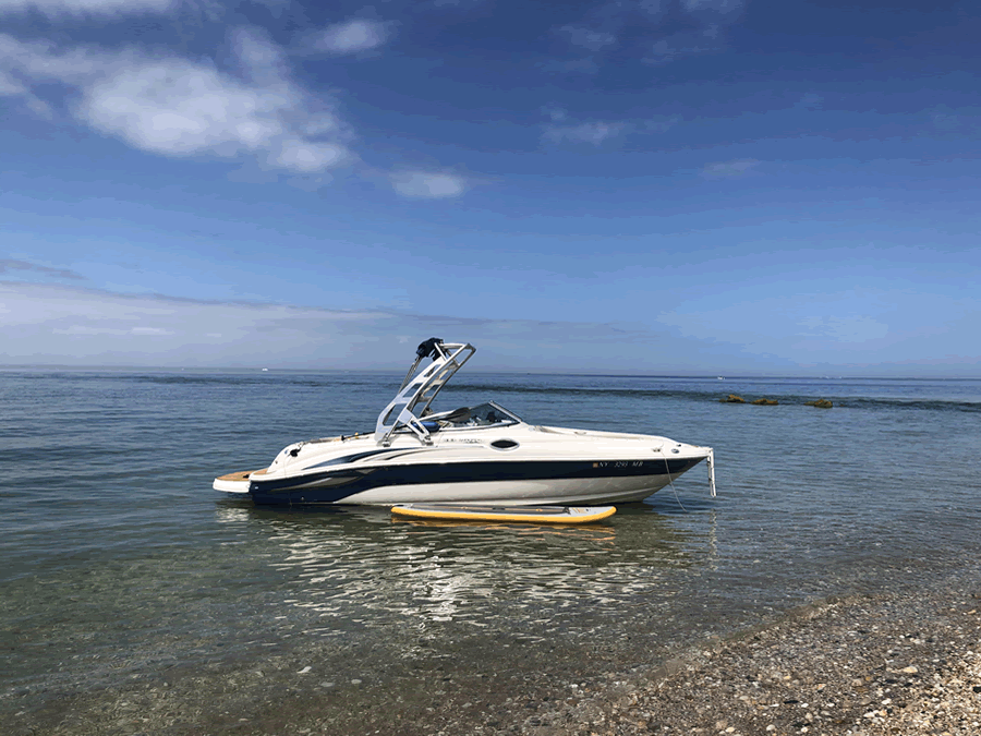 2004 Sea Ray 240 Sundeck with FreeRide Wakeboard Tower