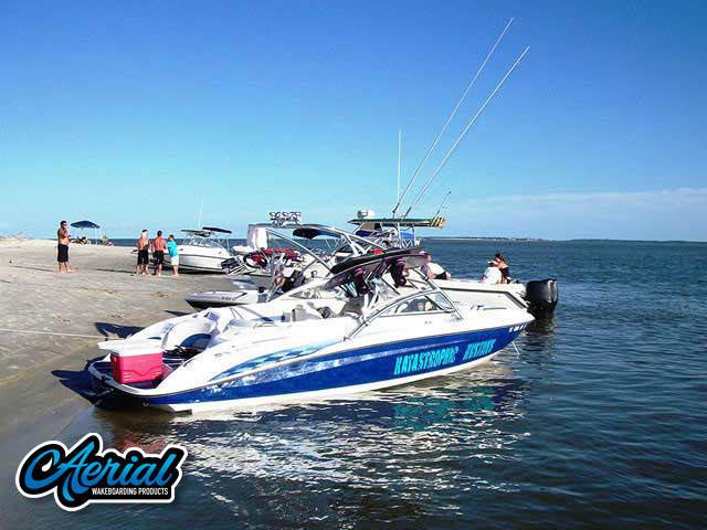2005 Yamaha 230 SX with Assault Wakeboard Tower