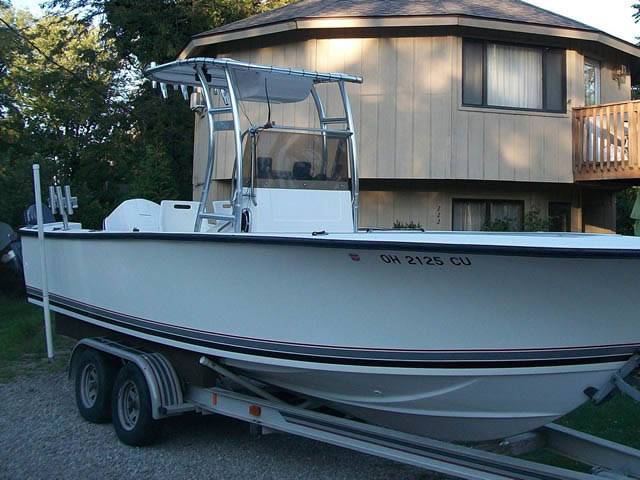 1989 SeaCraft 23' with SG300 Boat T-Top
