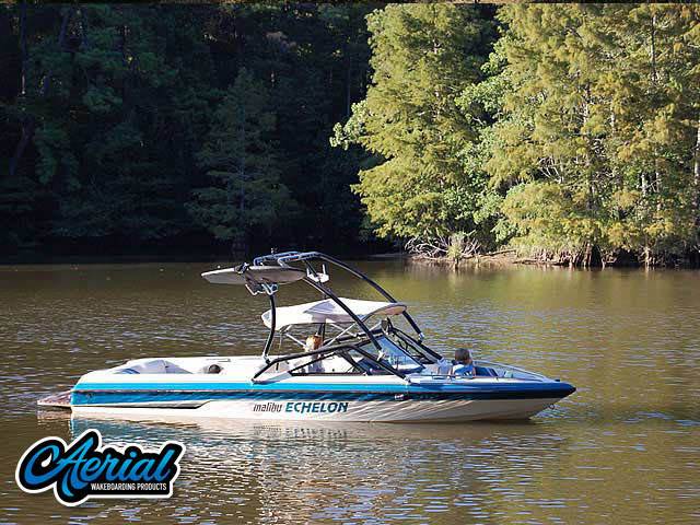 1995 Malibu Echelon with Airborne 2.0 Wakeboard Tower — customer install photo