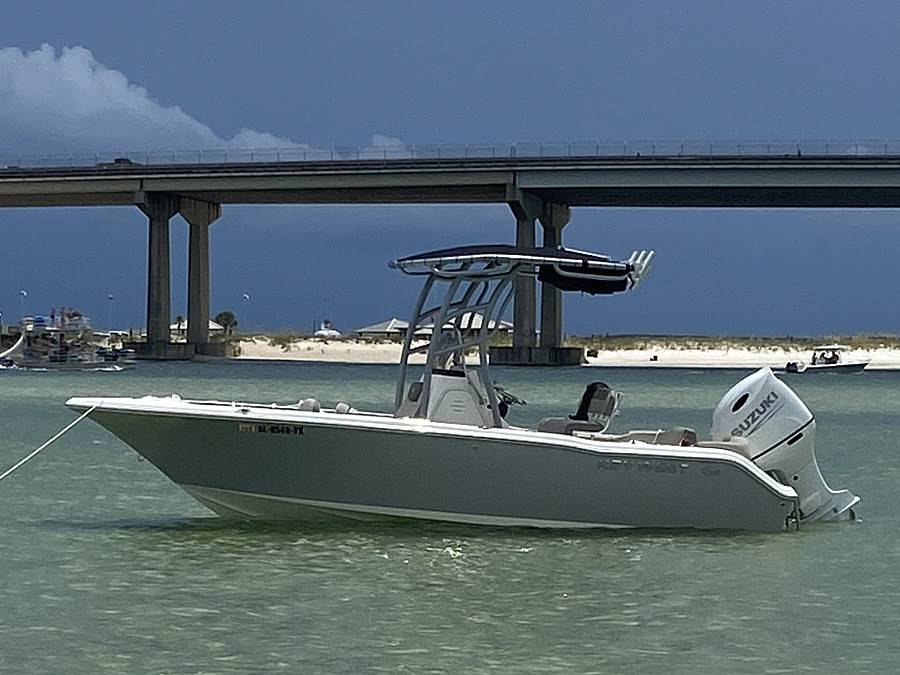 2021 Key West 203 FS with SG900 Boat T-Top