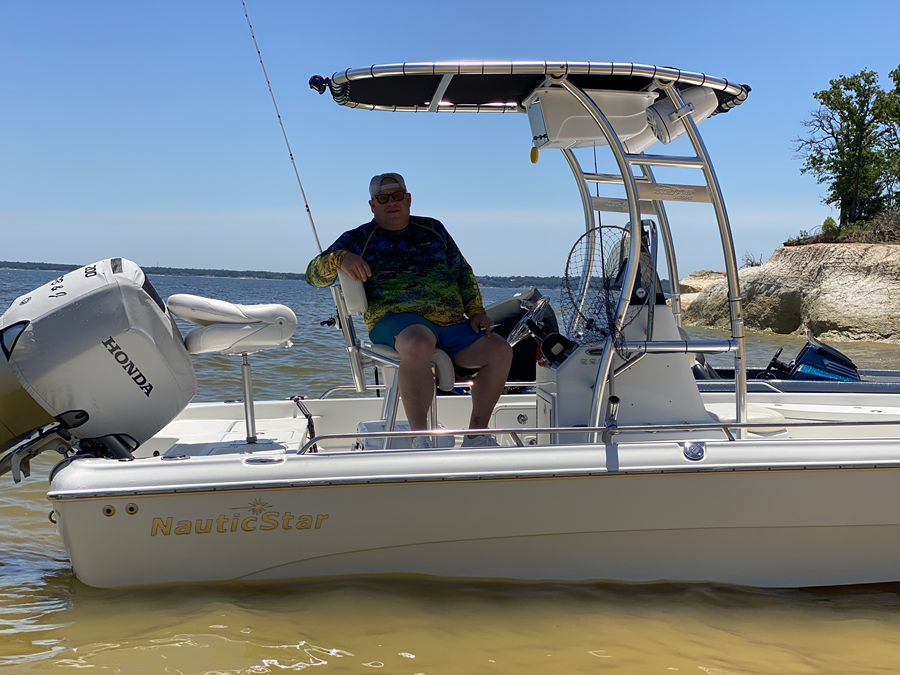 2008 NauticStar Tournament with SG300 Boat T-Top