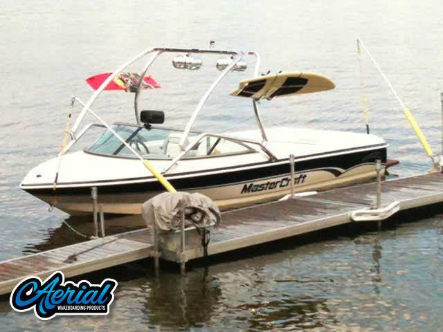 Mastercraft prostar 190 with Airborne Wakeboard Tower — customer install photo