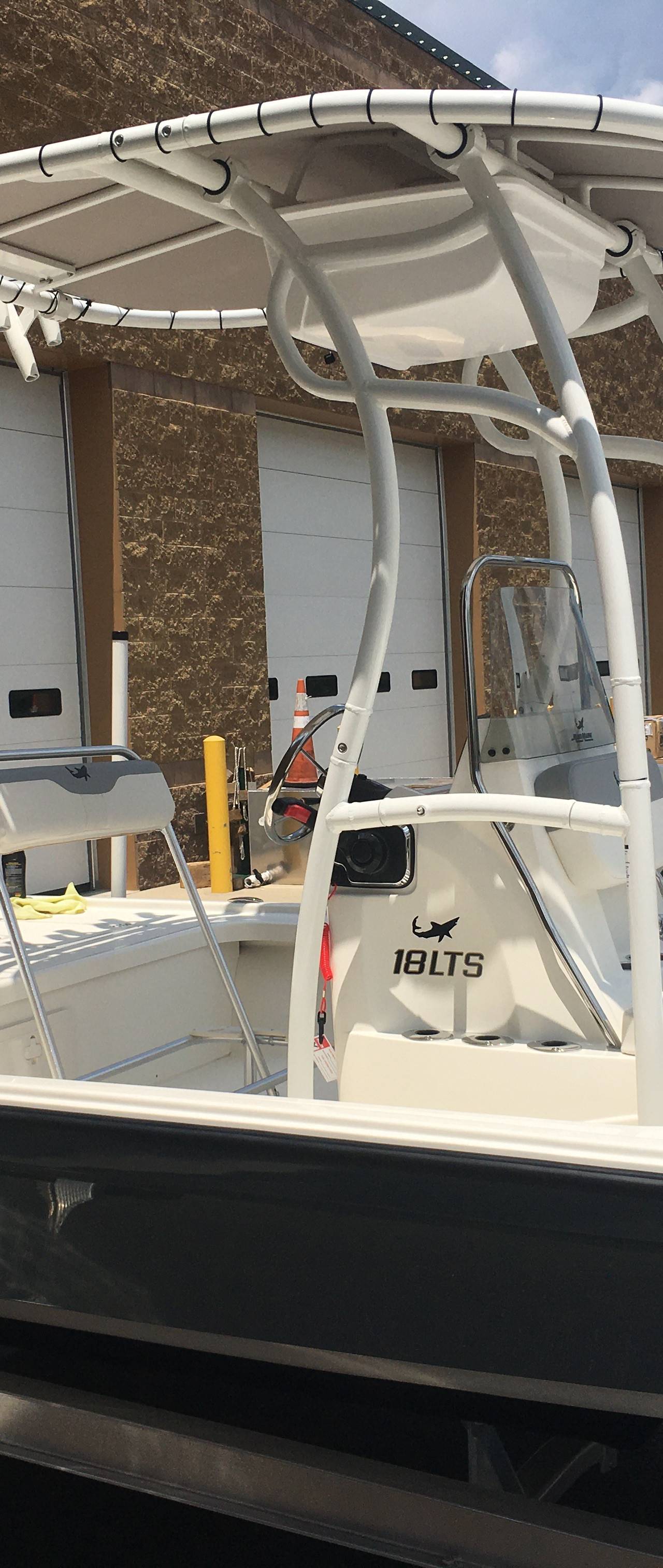 2020 Mako 18 LTS with SG600 Boat T-Top