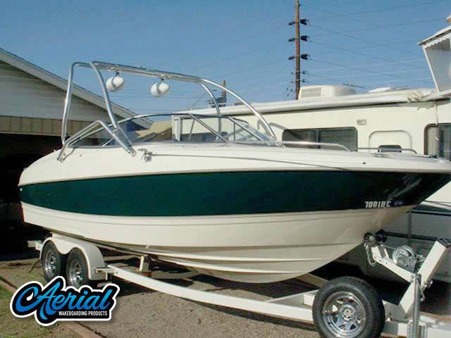 1999 Bayliner 2350BD with Airborne 2.0 Wakeboard Tower