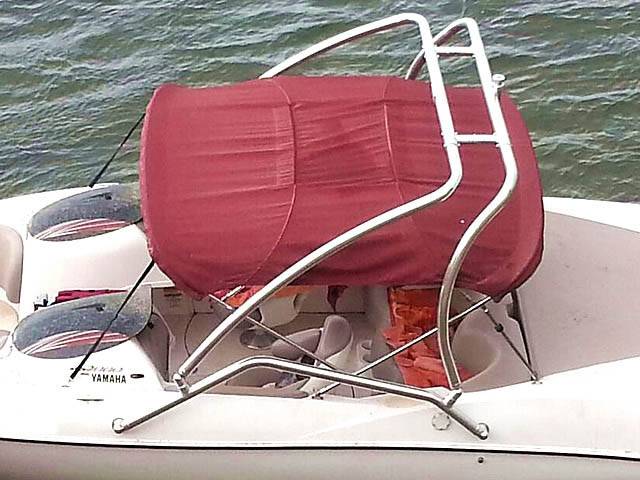 2001 Yamaha ls 2000 with Airborne Wakeboard Tower