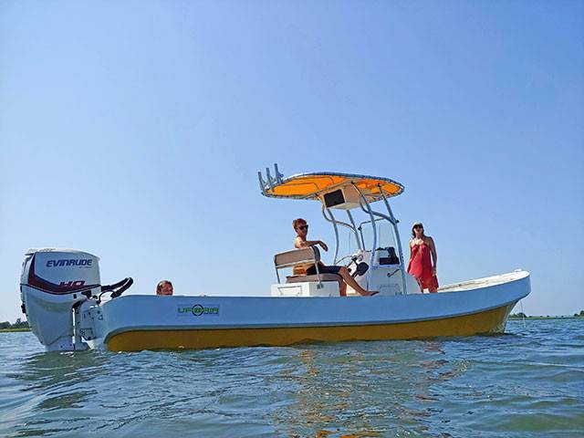 2018 Uforia Panga Costa Del Sol 25' with SG600 Boat T-Top