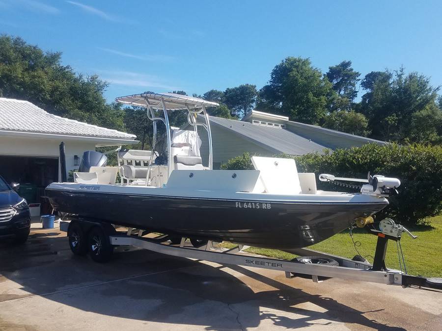 2016 Skeeter SX240 with SG600 Boat T-Top