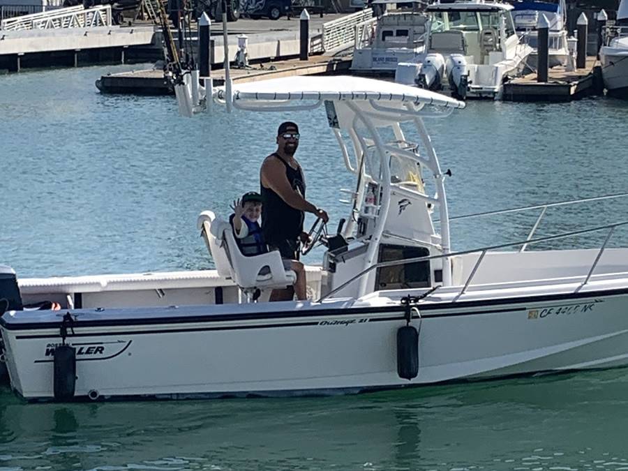 1995 Boston Whaler 21’ Outrage
