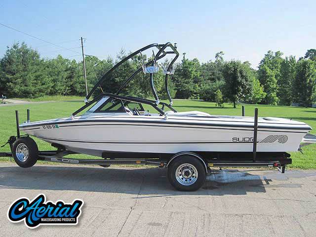 1996 Supra Comp STS with Airborne 2.0 Wakeboard Tower — customer install photo