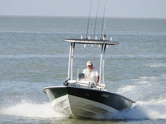 2000 Pathfinder 1806 with SG300 Boat T-Top, customer install photo