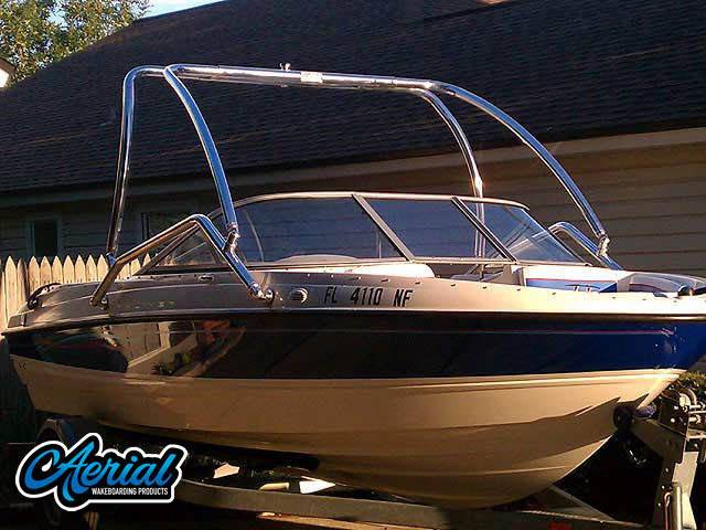 2006 Bayliner 195 BR with Airborne 2.0 Wakeboard Tower — customer install photo