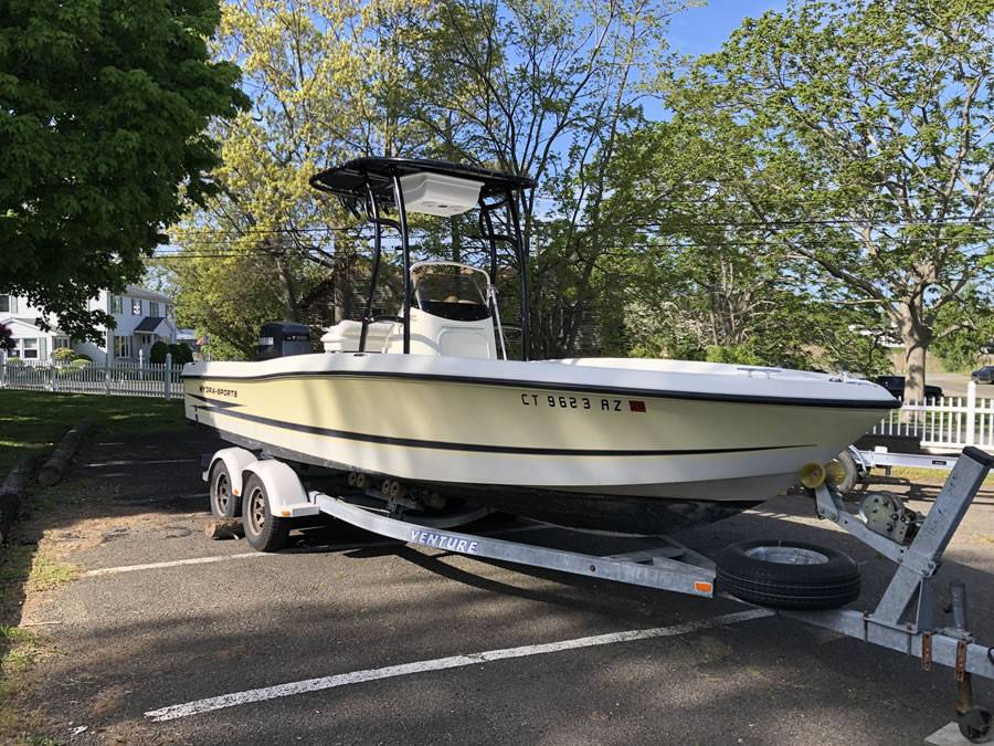 2004 Hydra-Sports Bay Bolt 2300 with SG600 Boat T-Top