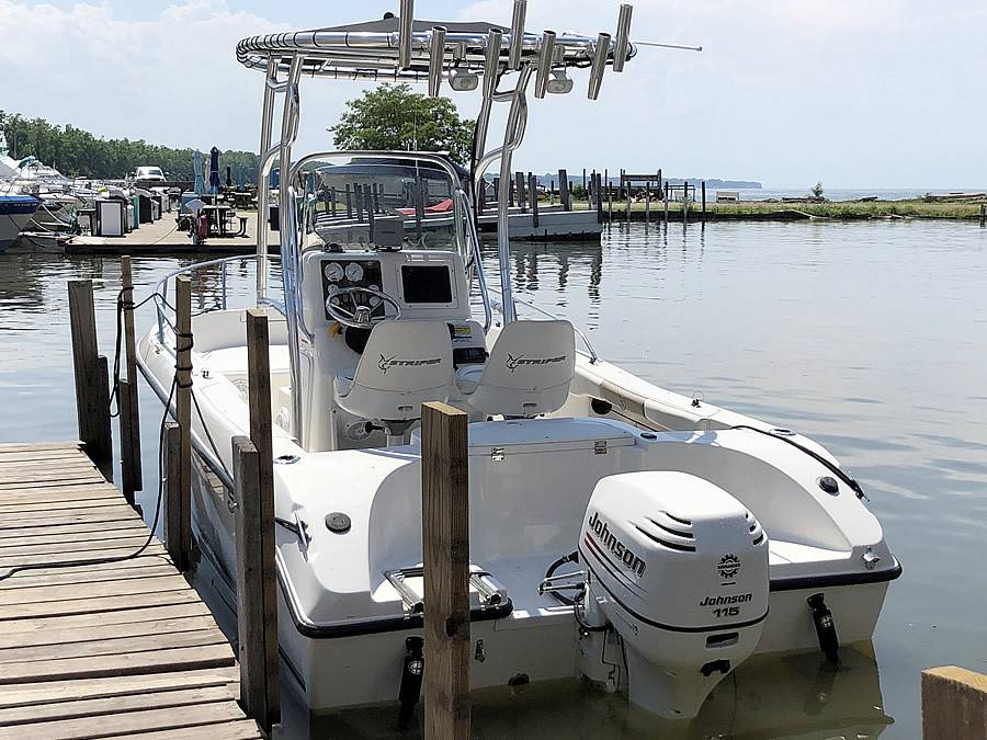 2006 Striper with SG600 Boat T-Top